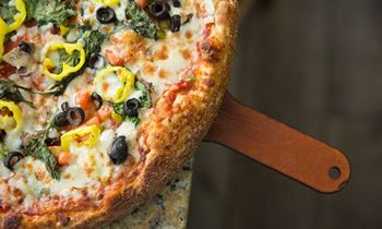 Stoner’s Pizza Joint Accelerates Southeast Growth With Opening Of New Valdosta Location