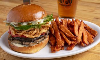 Slater’s 50/50 Announces New Vegan-Only Menu