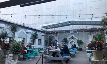 Roll-A-Cover Retractable Roofs are Perfect for Indoor/Outdoor Restaurant Spaces
