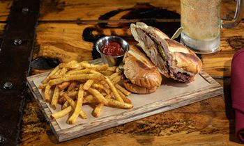 Twin Peaks Boosts Sports Viewing Experience with New Menu Items