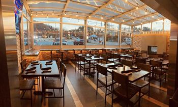 Taphouse 15 Expands Their Restaurant with a Roll-A-Cover Retractable Enclosure