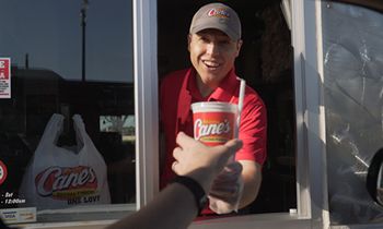Raising Cane’s Thrives, Even in Times of Crisis, with Unrelenting Focus on Crew and Culture, Distributing $2 Million Crew Bonus