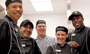 Boston’s Pizza Restaurant & Sports Bar Commits to Supporting Restaurant Industry Workers