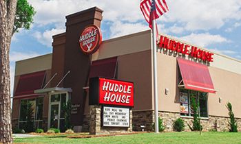 Huddle House Builds Summer Momentum With Four Newly Signed Deals Across Texas and Arkansas