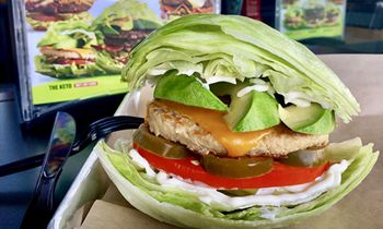 MOOYAH Burgers, Fries & Shakes Shows a Commitment to High-Quality, Fresh Ingredients with Continued Partnership with Avocados From Mexico