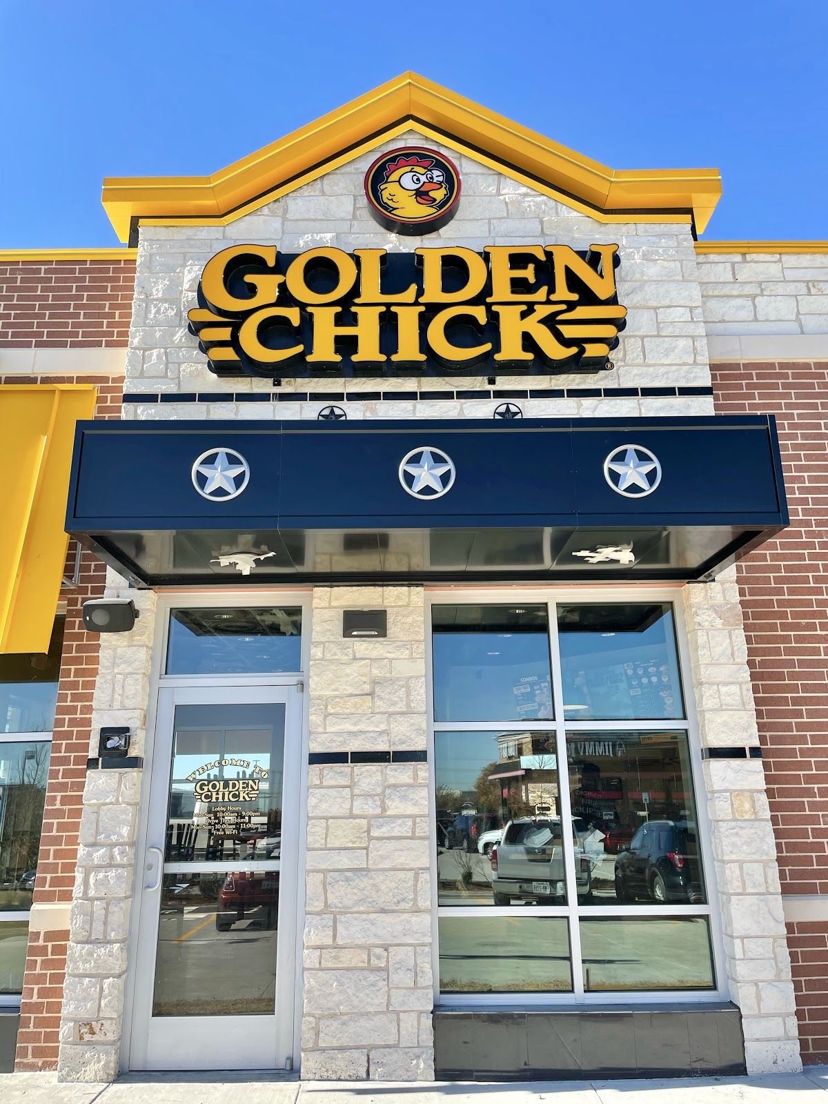 Golden Chick Celebrates Grand Opening of 200th Location in 2020 Golden Chick Celebrates Grand Opening of 200th Location in 2020