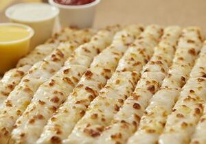 Toppers Pizza Expands Vegan Menu with Launch of Vegan Topperstix