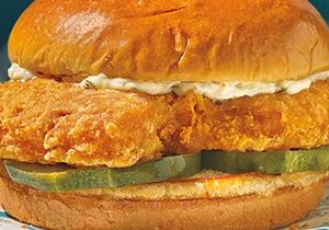 Popeyes Makes Big Waves in the Sandwich Game With Its First-Ever Cajun Flounder Sandwich Coming to Menus Nationwide