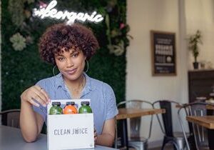 Clean Juice Celebrates Spring with “Year of the Guest” Program