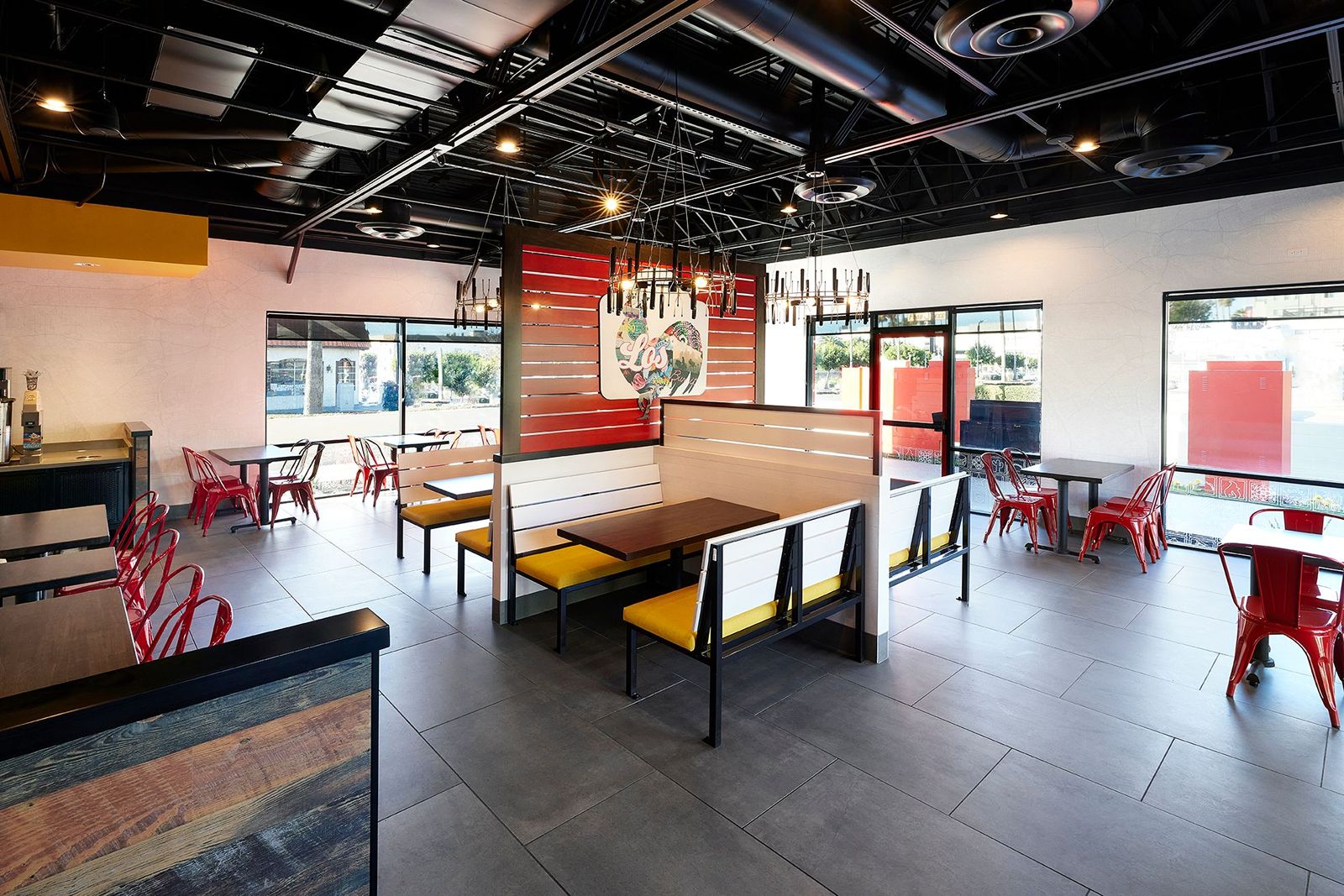 El Pollo Loco Comfortable and Branded Interior El Pollo Loco Remodels First Three Restaurants with New L.A. Mex Design