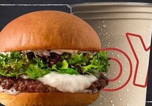MOOYAH Burgers, Fries & Shakes Launches New Bistro Burger and Coffee Shake LTO on March 1