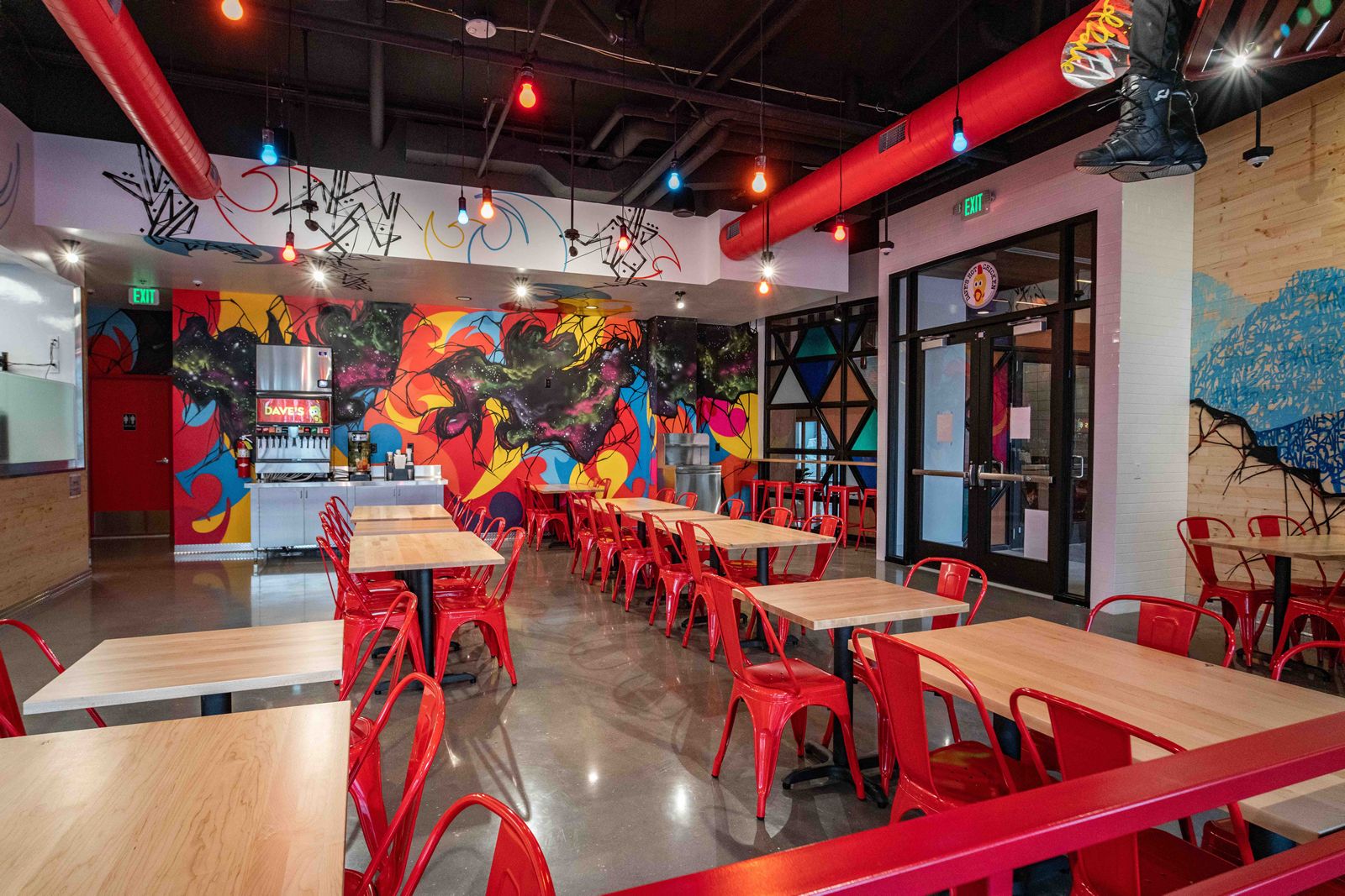 Dave's Hot Chicken Opens First Location in Denver Dave's Hot Chicken Opens First Location in Denver