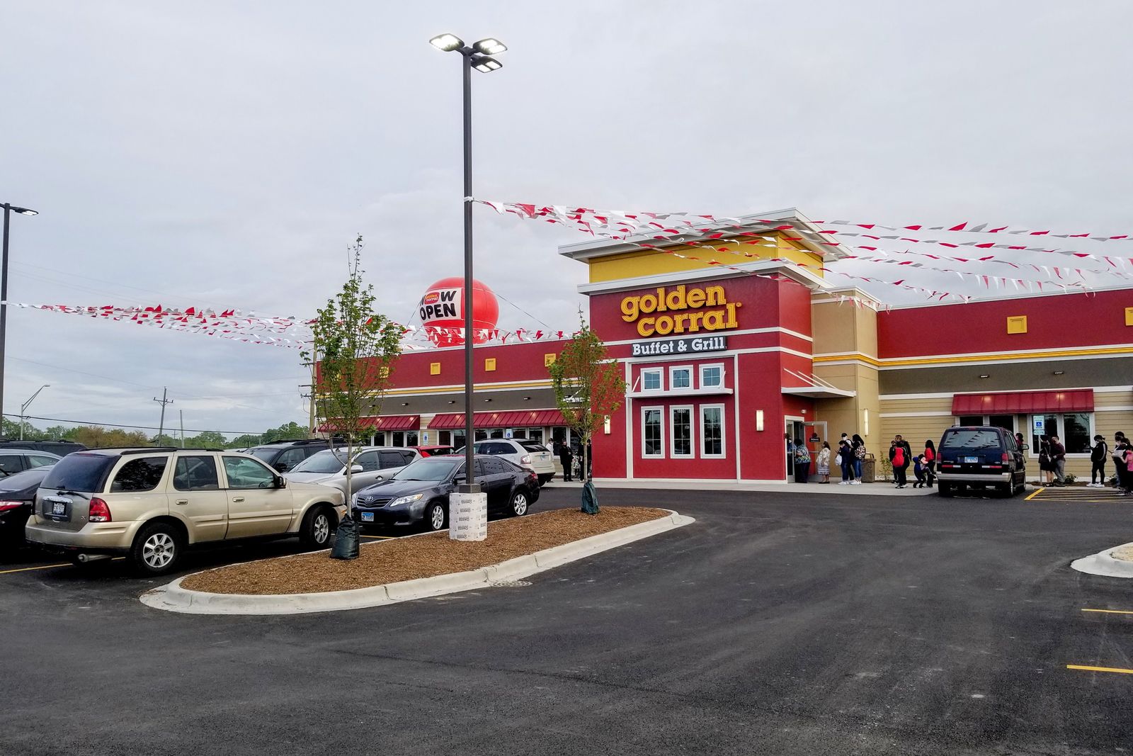 Golden Corral Celebrates Grand Opening of First Cicero Restaurant