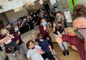 Juice It Up! College Station Bands Together With Community to Donate Over 1,000 Açaí Bowls to Healthcare Workers