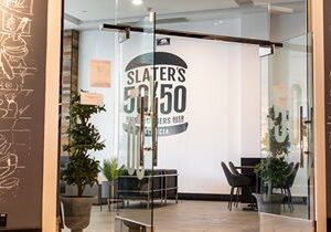 Popular Valencia Eatery, Slater’s 50/50 Celebrates First Anniversary