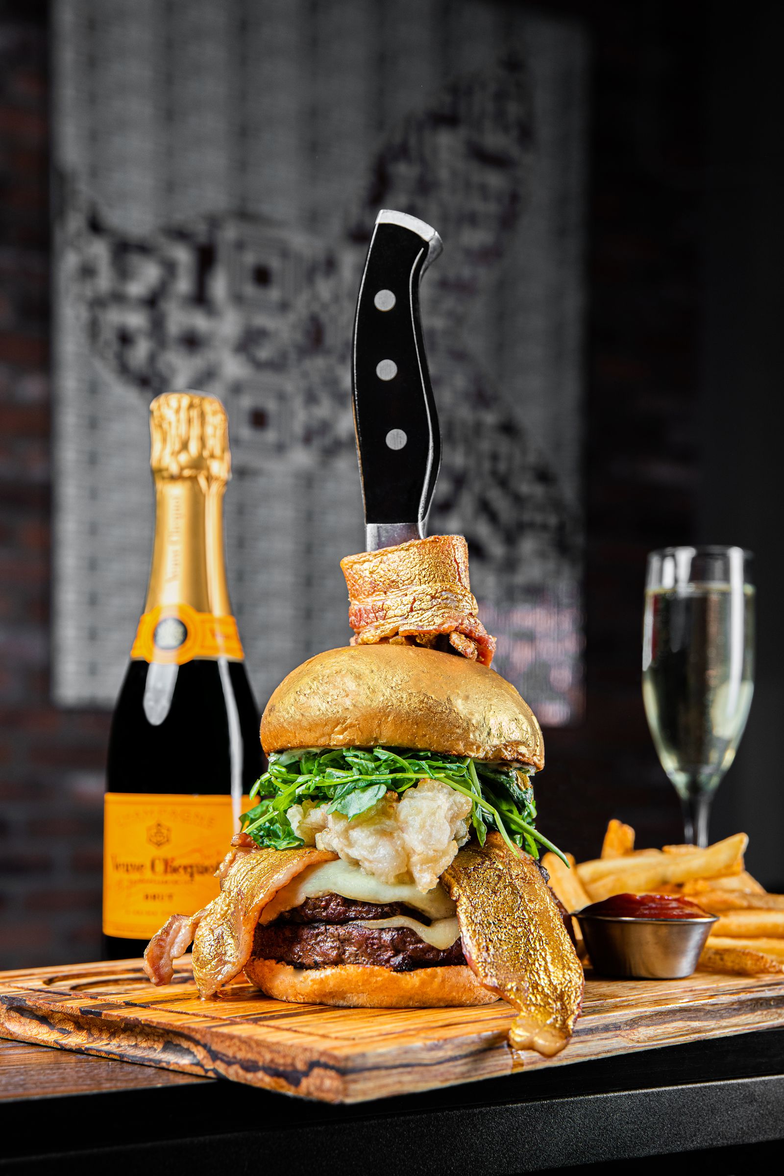 Slater's 50/50 Las Vegas Featured on Netflix's Upcoming "Fresh, Fried & Crispy" Slater's 50/50 Las Vegas Featured on Netflix's Upcoming "Fresh, Fried & Crispy"