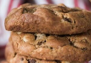 Reina Cookies Making A Royal Comeback