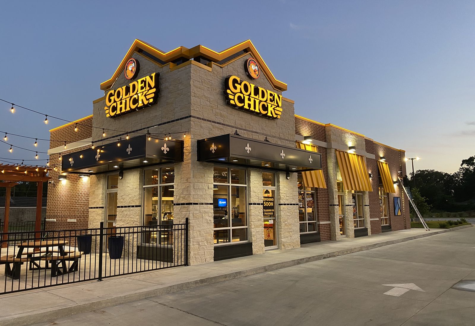 Golden Chick Expands Corporate Team with New Hires and Promotions