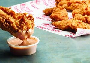 Raising Cane’s to Give Away Free Cane’s Sauce for Month of December