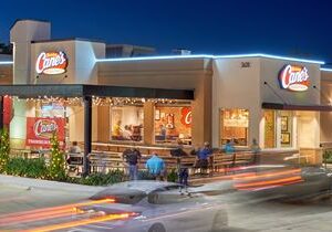 Kicking Off Massive Growth in 2022, Raising Cane’s Celebrates Opening of 600th Restaurant