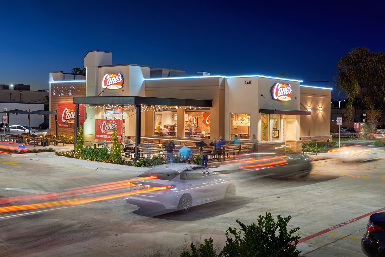 Kicking Off Massive Growth in 2022, Raising Cane's Celebrates Opening of 600th Restaurant