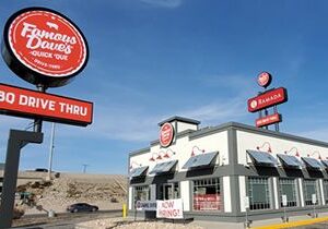 Famous Dave’s BBQ Redefines Fast-Casual Dining with First Drive-Thru Location