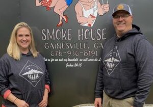 Mutt & Jeff’s Smoke House Announces First Franchise Sale