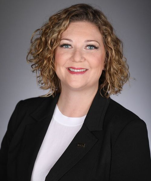 Smokey Bones' Top HR Executive Rachael Kelly Named 2022 Woman of the Year by Florida Diversity Council Rachael Kelly