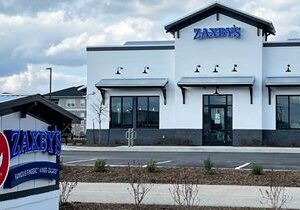 Zaxby’s Opens Its First Restaurant in Avon, Indiana
