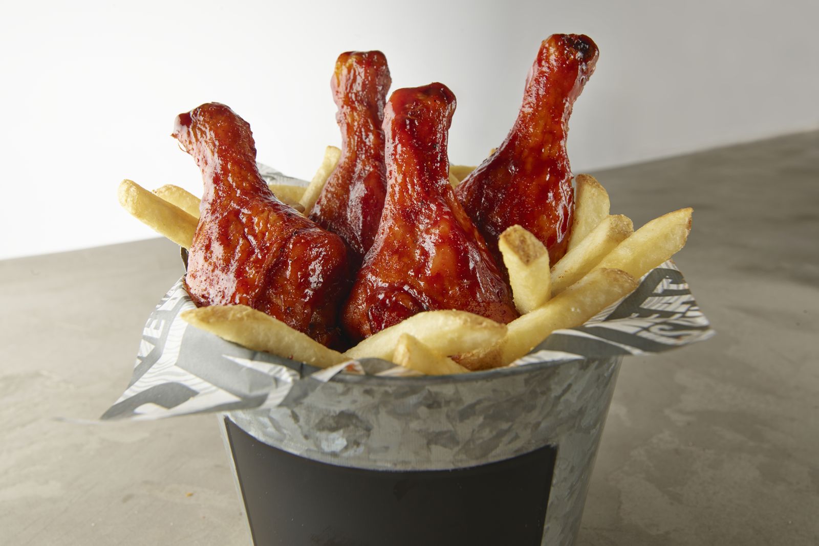Smokey Bones Bucket of Bones Smokey Bones Serves Up New Summertime Favorites