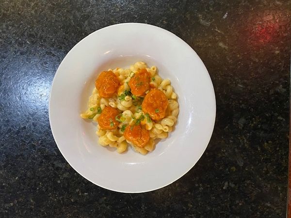 Smokey Bones Buffalo Chicken Bowl Smokey Bones Adds New Lunch Bones Bowls for only $7.99