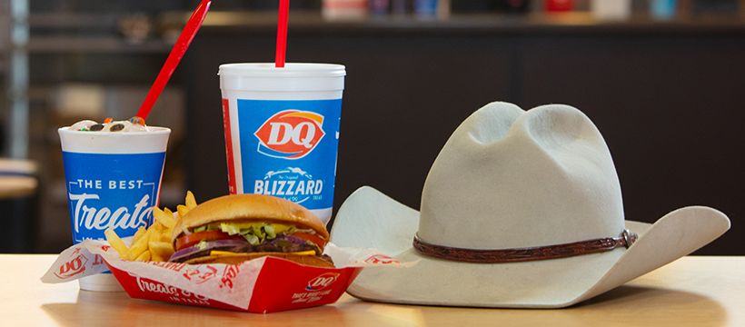 Who Is the Country Artist Chosen To Sing One of the Most Recognizable Jingles in Texas? Who Is the Country Artist Chosen To Sing One of the Most Recognizable Jingles in Texas?