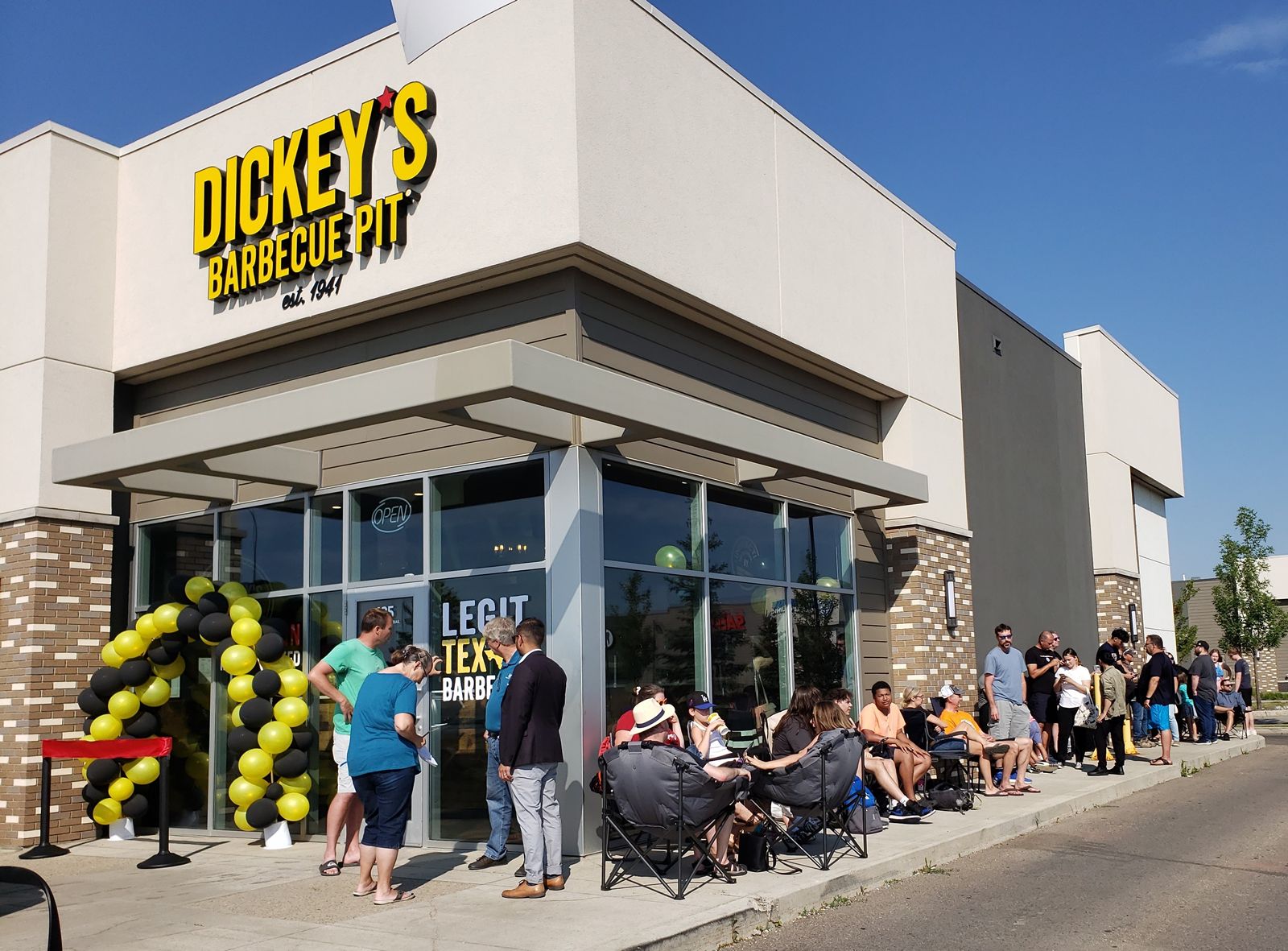Dickey's Barbecue Pit Builds Excitement for Legit. Texas. Barbecue. With New Location in Canada