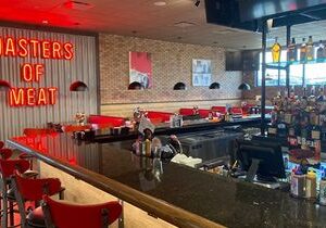 Masters of Meat Smokey Bones Celebrates Grand Opening in Utica