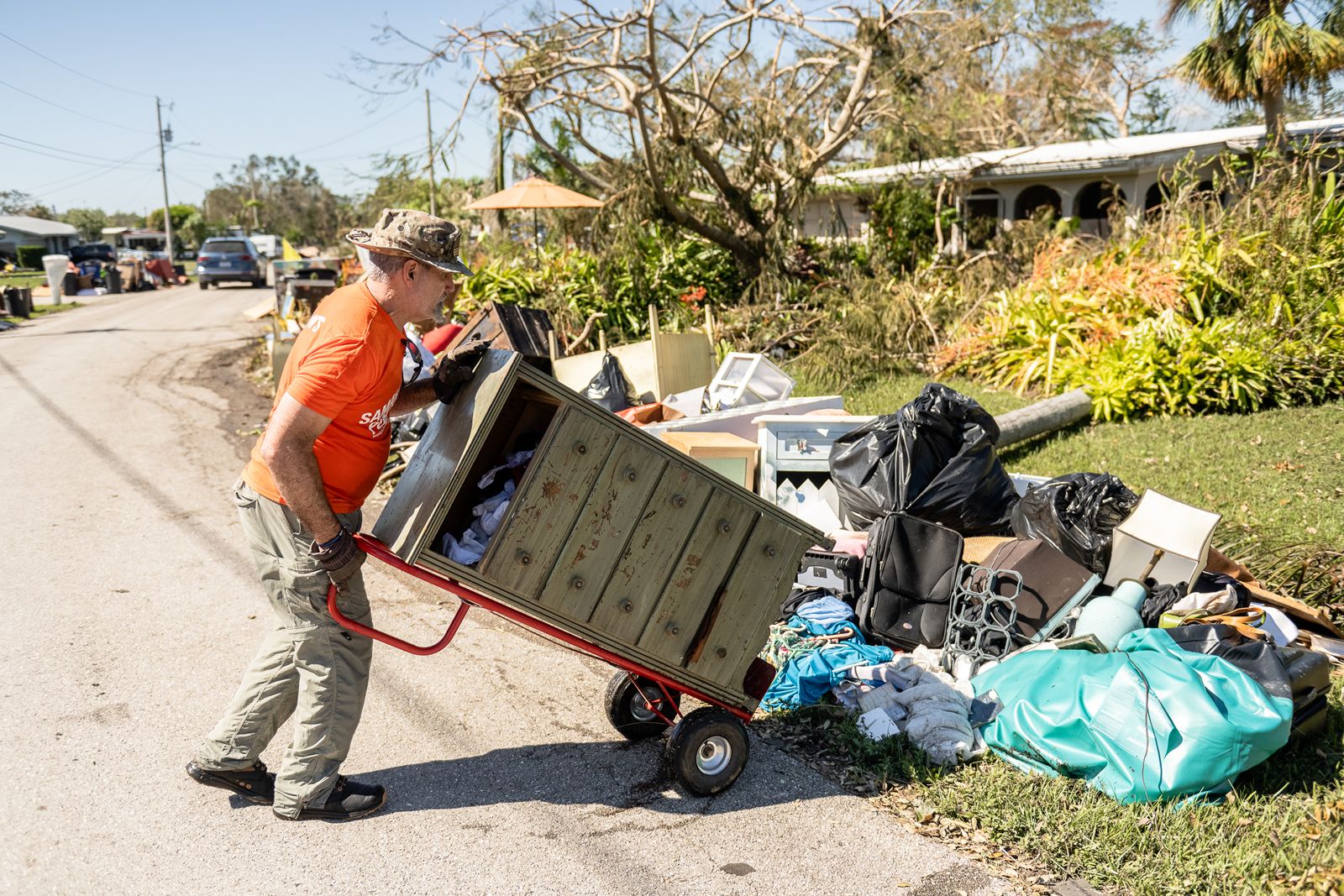 Another Broken Egg Cafe Donates $30,000 to Samaritan's Purse to Aid Those Impacted by Hurricane Ian Another Broken Egg Cafe Donates $30,000 to Samaritan's Purse to Aid Those Impacted by Hurricane Ian