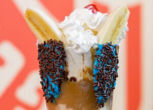Friendly’s Rolls Out New Sundae Fit for The King