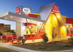 Wienerschnitzel Launches Aggressive Franchise Incentive Program