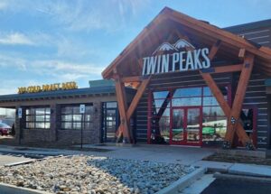 Twin Peaks Celebrates Opening of First Chattanooga Restaurant