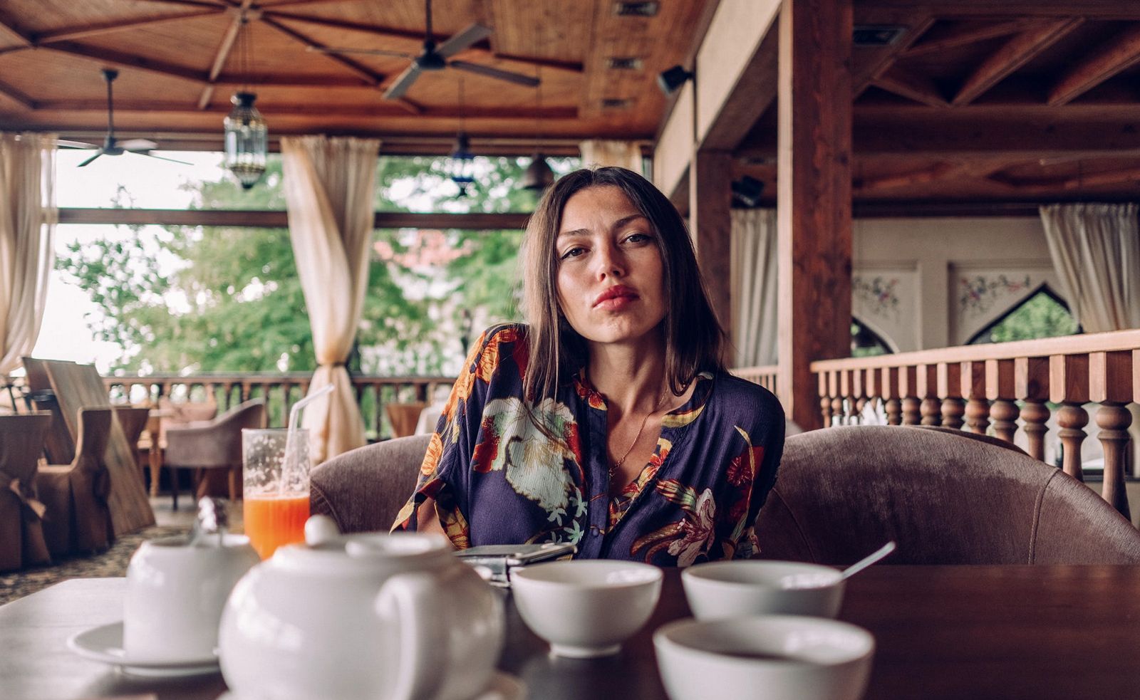 Young People Will Now Only Go to a Restaurant if There Is an Instagram Photo Opportunity Young People Will Now Only Go to a Restaurant if There Is an Instagram Photo Opportunity