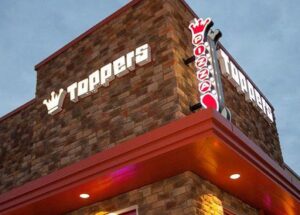 Toppers Pizza Hits the Ground Running in 2023