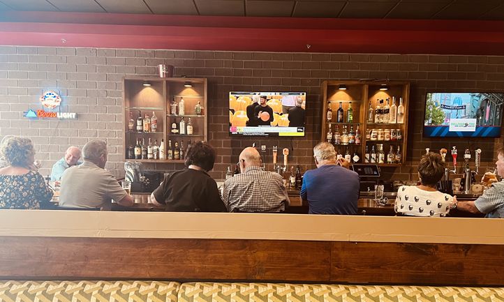 The Point Pub & Grill Officially Opens First Franchise Location in Arizona - Vimarsana News