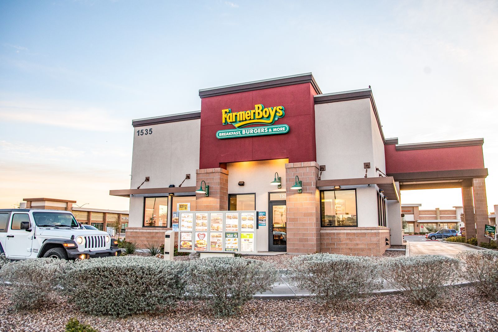 Farmer Boys' Newest Location in Huntington Park Is Now Open Farmer Boys' Newest Location in Huntington Park Is Now Open
