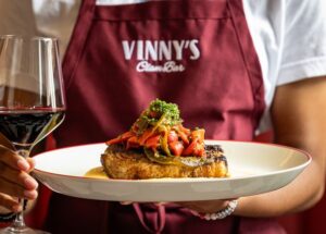 Shell Yeah! Scott Harris Hospitality Debuts Vinny’s Clam Bar in Tinley Park, IL