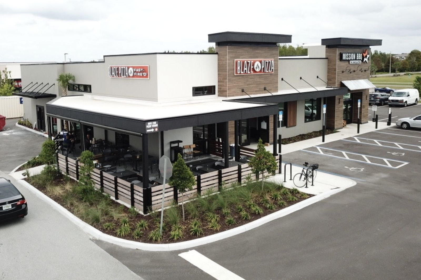 Blaze Pizza Offering First 50 Guests Free Pizza for a Year at New Land O' Lakes Location Blaze Pizza Offering First 50 Guests Free Pizza for a Year at New Land O' Lakes Location
