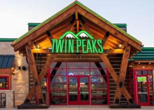 Twin Peaks Celebrates Strong Third Quarter with New Restaurant Openings and Awards