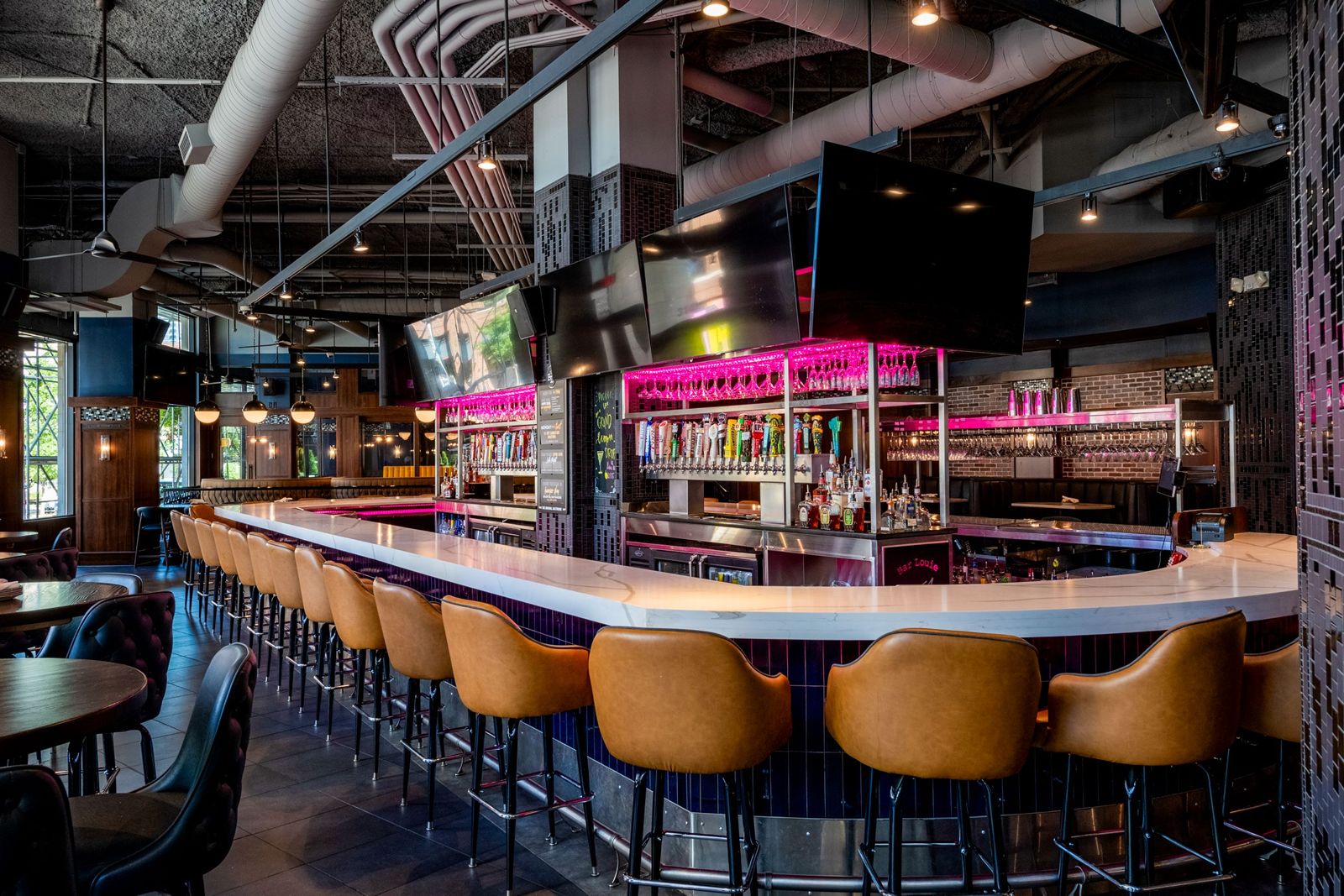 Bar Louie Roars Back into Franchise Growth with New Restaurant Agreements and Reduced Franchise Fees Bar Louie Roars Back into Franchise Growth with New Restaurant Agreements and Reduced Franchise Fees