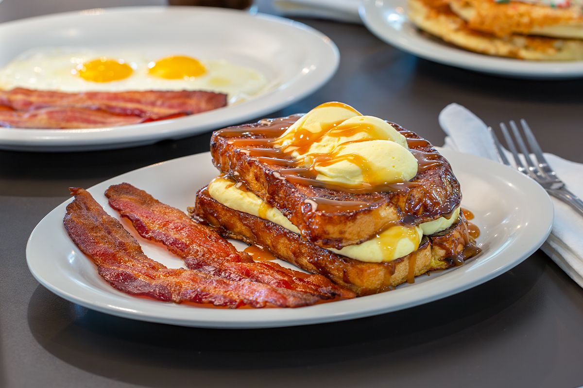 Eggs Up Grill Crème Brulée French Toast Eggs Up Grill Makes "The Nice List" - Seasonal Menu Available Now through Jan. 1
