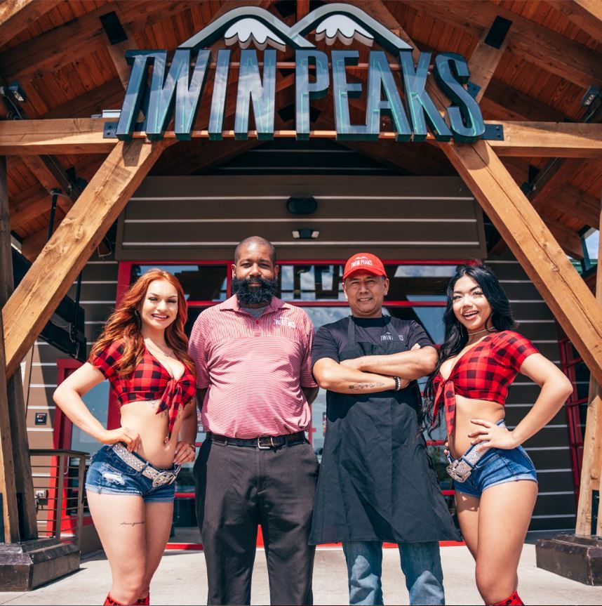 Twin Peaks to Open First Lodge in Boardman, OH Bringing Ice Cold Brews and Scenic Views Twin Peaks to Open First Lodge in Boardman, OH Bringing Ice Cold Brews and Scenic Views