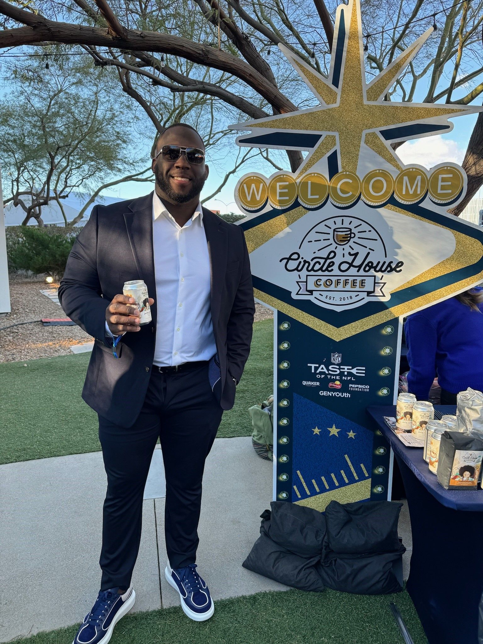 Former NFL Star Stephen Tulloch Launches Signature Cold Brew Coffee at Super Bowl and Nationwide Online Availability Former NFL Star Stephen Tulloch Launches Signature Cold Brew Coffee at Super Bowl and Nationwide Online Availability