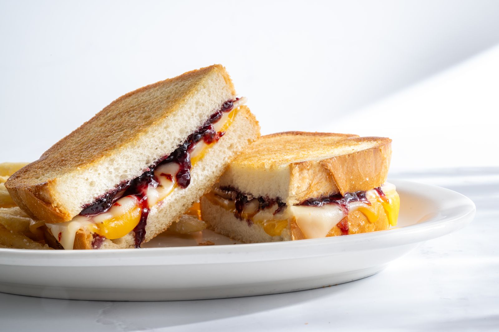 Friendly's Sweet & Savory Marionberry Grilled Cheese Friendly's Announces the Triumphant Return of Mini Mozz Sticks